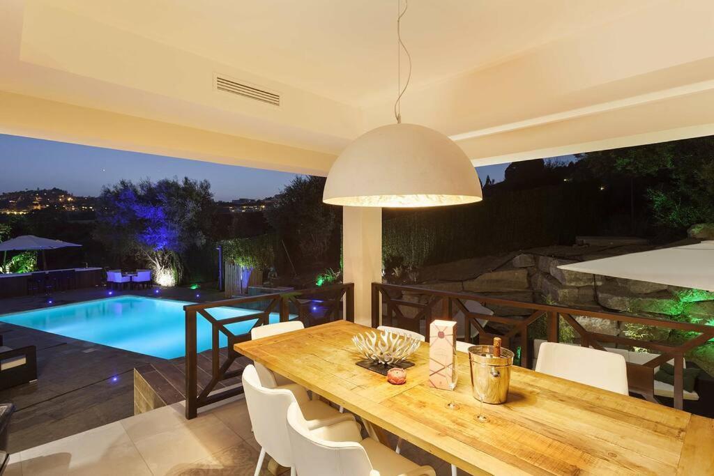Villa Stunning And Spacious In - Casa Luz