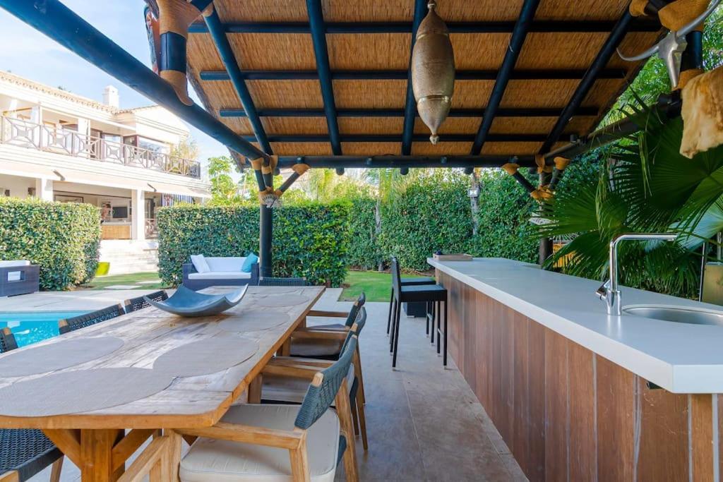 Villa Stunning And Spacious In - Casa Luz *